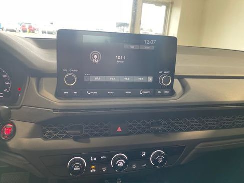 Certified 2025 Honda Accord LX image 11
