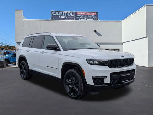 New 2025 Jeep Grand Cherokee L Limited w/ Black Appearance Package AWD/4WD image 1