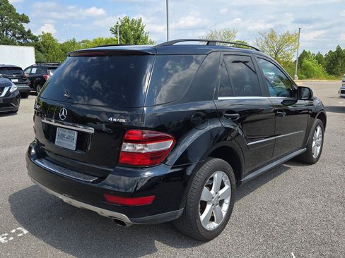 Used 2010 Mercedes-Benz ML 350 4MATIC image 7
