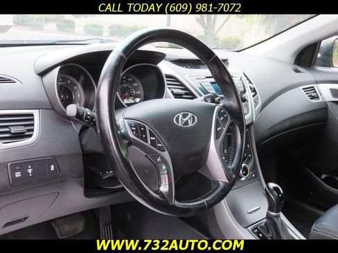 Used 2014 Hyundai Elantra FWD image 21