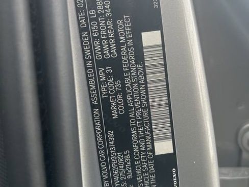 Used 2025 Volvo XC90 B6 Plus image 29