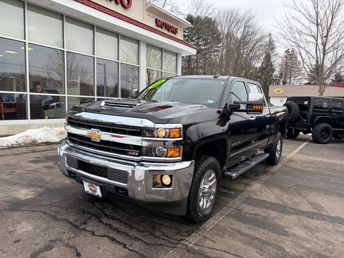 Used 2019 Chevrolet Silverado 3500 LTZ w/ Duramax Plus Package image 2