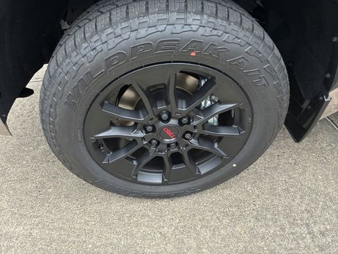 New 2026 Toyota Tundra 1794 Edition AWD/4WD image 31