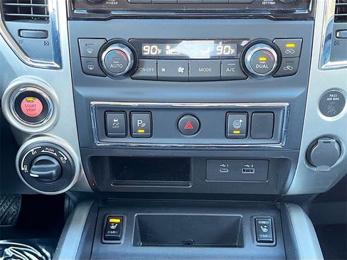 Certified 2021 Nissan Titan SV w/ SV Convenience Package image 14