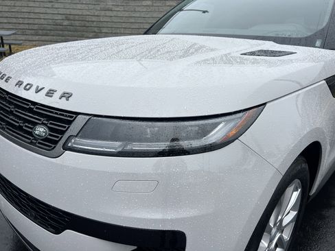 Certified 2025 Land Rover Range Rover Sport S image 12