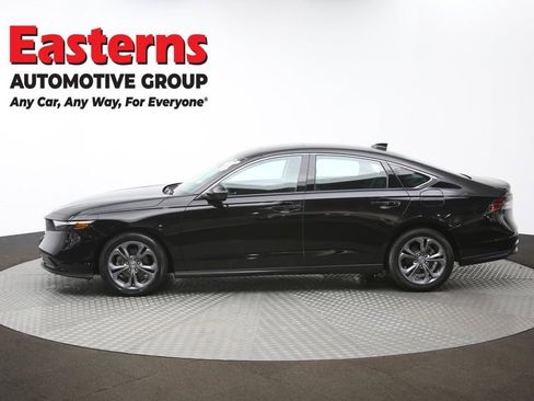 Used 2023 Honda Accord EX image 49