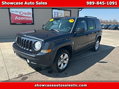 Used 2016 Jeep Patriot Latitude image 1