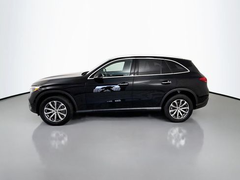 Used 2026 Mercedes-Benz GLC 300 4MATIC image 2