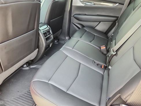 Used 2021 Cadillac XT5 Sportv w/ LPO, Floor Liner Package image 10