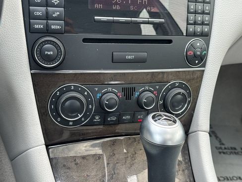 Used 2007 Mercedes-Benz C 230 Sedan image 18