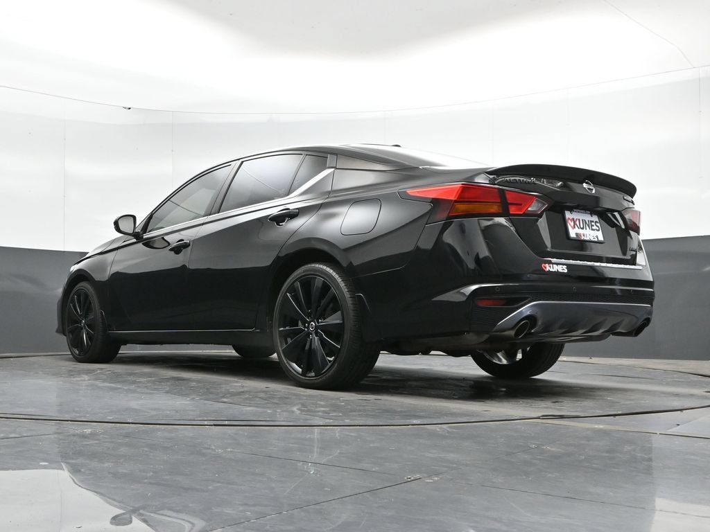 Used 2022 Nissan Altima 2.5 SR w/ Midnight Edition Package AWD/4WD image 47