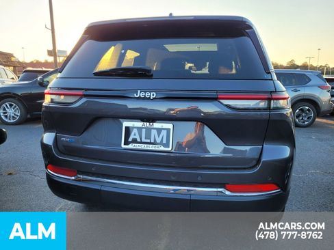 Used 2024 Jeep Grand Cherokee Limited 4xe image 10