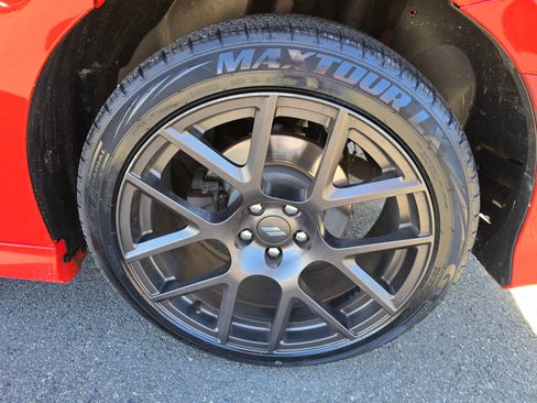 Used 2017 Dodge Charger R/T w/ Technology Group image 11