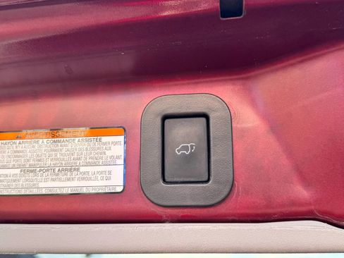 Used 2018 Toyota Sienna SE Premium image 29