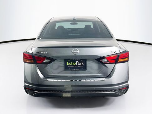 Used 2023 Nissan Altima 2.5 SV FWD image 7
