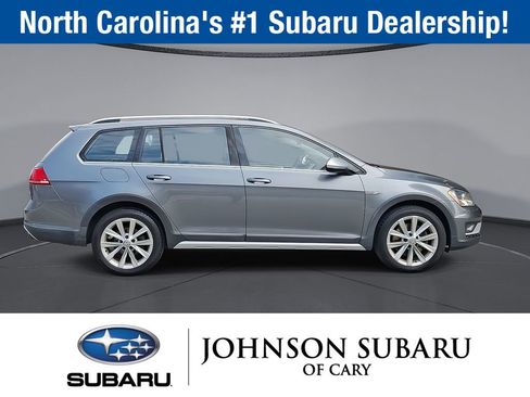 Used 2017 Volkswagen Golf Alltrack SE image 10