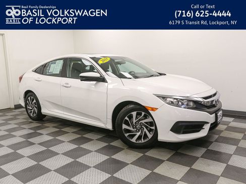 Used 2018 Honda Civic EX image 1