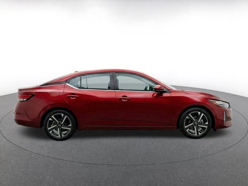 Used 2025 Nissan Sentra SV FWD image 10