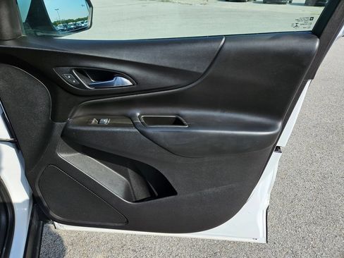 Used 2021 Chevrolet Equinox LT FWD image 33