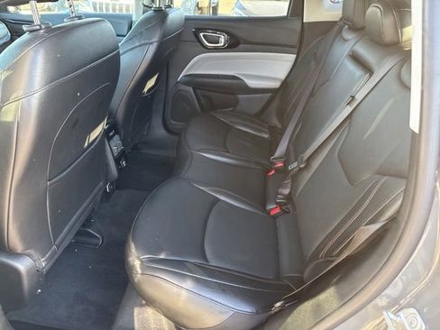 Used 2022 Jeep Compass Limited AWD/4WD image 15
