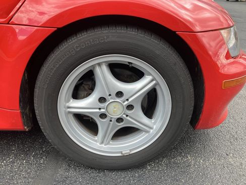 Used 1998 BMW Z3 1.9 RWD image 25