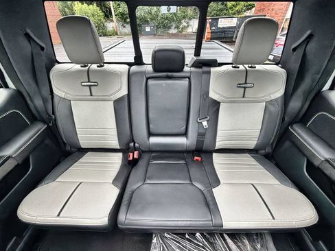 Used 2025 Ford F150 Lightning Platinum AWD/4WD image 26
