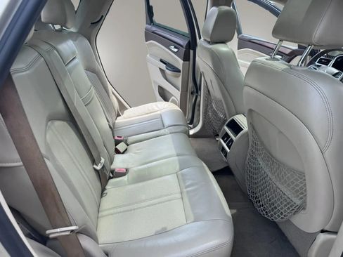 Used 2015 Cadillac SRX Luxury w/ Driver Awareness Package FWD image 14