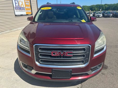 Used 2016 GMC Acadia SLT w/ Technology Package FWD image 2