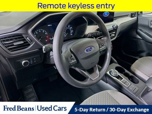 Certified 2022 Ford Escape SE image 12