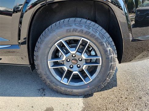 New 2026 GMC Terrain AT4 w/ Technology Package II image 27