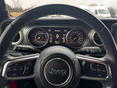 Certified 2019 Jeep Wrangler Unlimited Sahara image 23