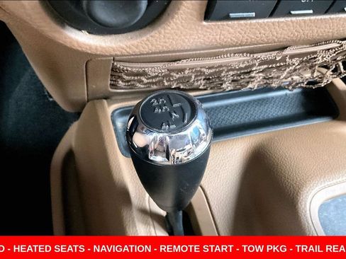 Used 2016 Jeep Wrangler Unlimited Sahara w/ Dual Top Group AWD/4WD image 15