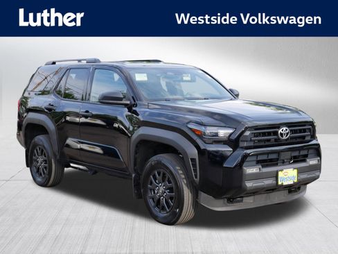 Used 2025 Toyota 4Runner SR5 AWD/4WD image 1