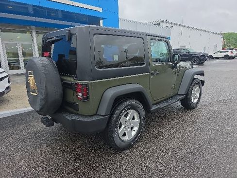 Used 2015 Jeep Wrangler Sport w/ Quick Order Package 24S AWD/4WD image 2