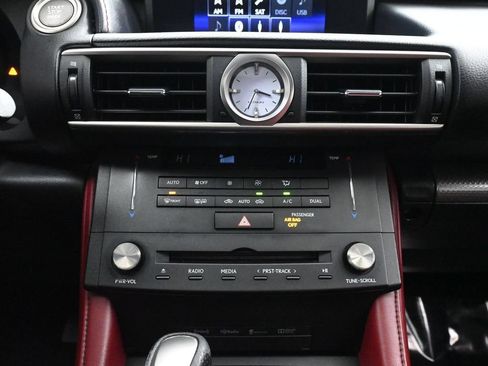 Used 2017 Lexus RC 300 F Sport AWD/4WD image 28