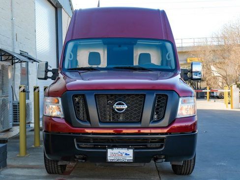 Used 2021 Nissan NV 3500 SV w/ Back Door Glass Package image 3