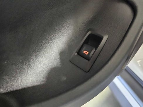 Used 2025 BMW i4 xDrive40i w/ Parking Assistance Package image 30