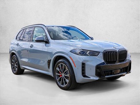 New 2026 BMW X5 xDrive40i w/ M Sport Package AWD/4WD image 3