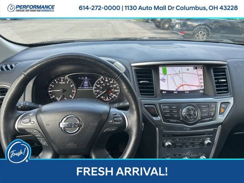 Used 2019 Nissan Pathfinder SL image 26