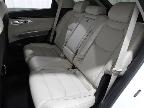 Certified 2024 Genesis GV70 2.5T w/ Advanced Package image 20