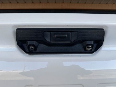 Used 2025 Chevrolet Silverado 2500 LTZ w/ LTZ Convenience Package AWD/4WD image 33