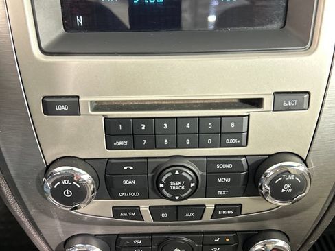 Used 2010 Ford Fusion SE FWD image 14