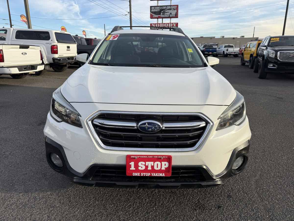 Used 2019 Subaru Outback 2.5i Premium w/ Popular Package #2 AWD/4WD image 2