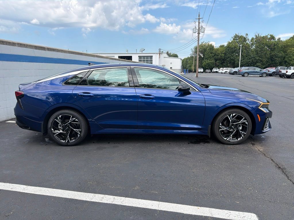 Used 2025 Kia K5 GT-Line w/ GT-Line Premium Package FWD image 6