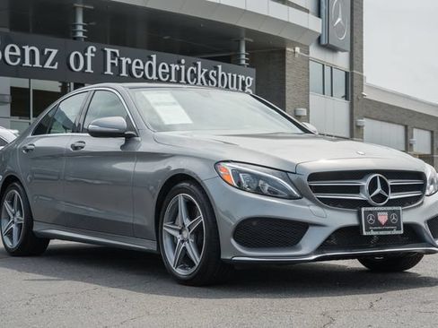 Used 2015 Mercedes-Benz C 300 4MATIC Sedan image 1