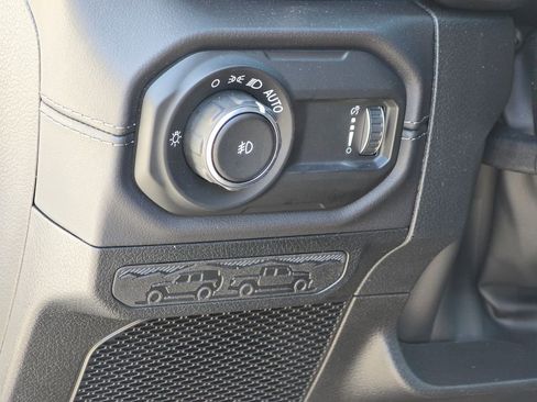New 2026 Jeep Wrangler Unlimited Rubicon AWD/4WD image 34