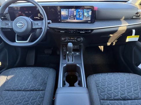 New 2026 Nissan Kicks SV w/ SV Premium Package AWD/4WD image 10
