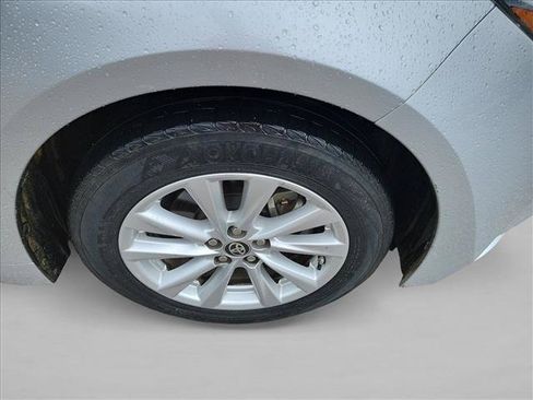 Used 2023 Toyota Corolla LE FWD image 9