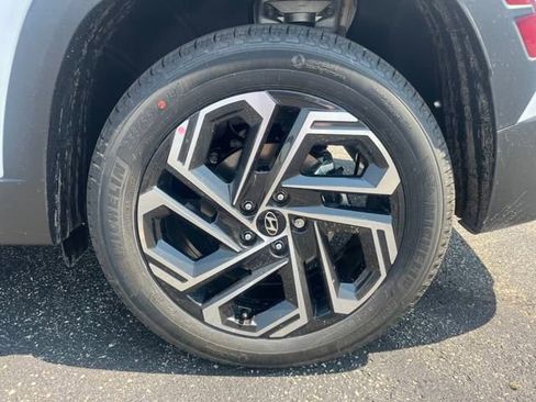 New 2025 Hyundai Tucson Limited image 10
