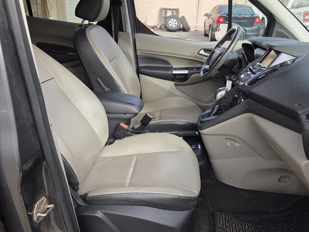 Used 2016 Ford Transit Connect Titanium FWD image 17